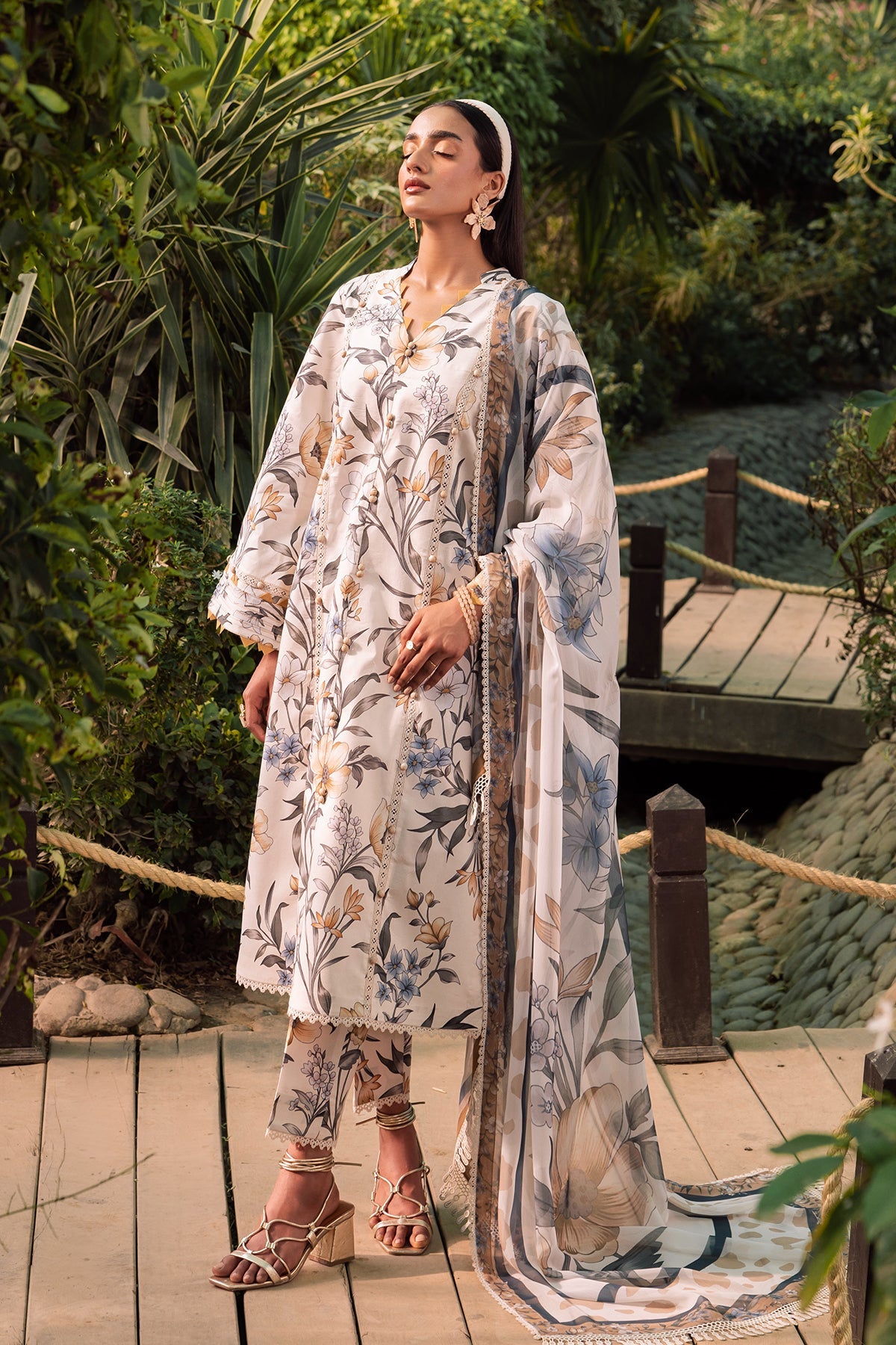 Alizeh | Sheen Lawn Prints 24 | GARDENIA - Khanumjan  Pakistani Clothes and Designer Dresses in UK, USA 