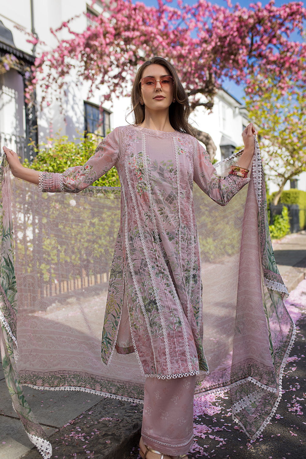 Sobia Nazir | Basics 25 | Design 5A