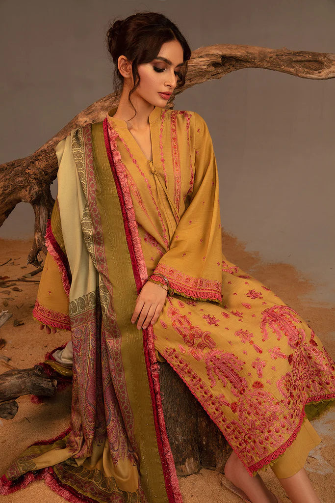 Sobia Nazir | Autumn Winter 23 | 5B - Khanumjan  Pakistani Clothes and Designer Dresses in UK, USA 