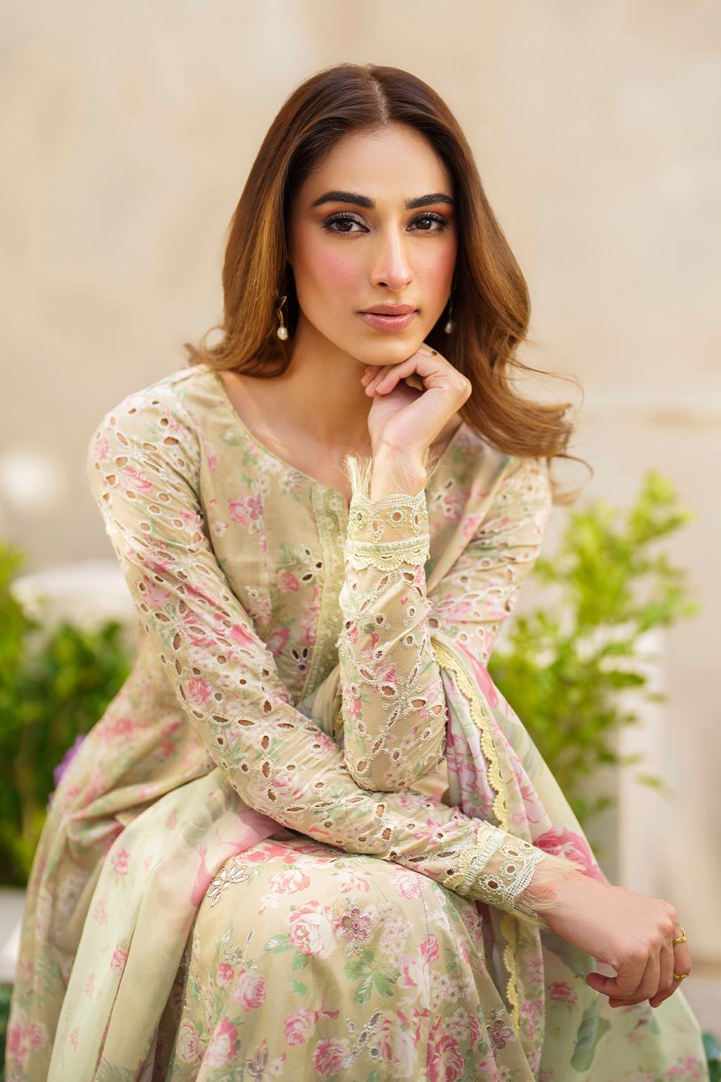 Iznik | Festive lawn 24 | SFL-05 - Khanumjan  Pakistani Clothes and Designer Dresses in UK, USA 