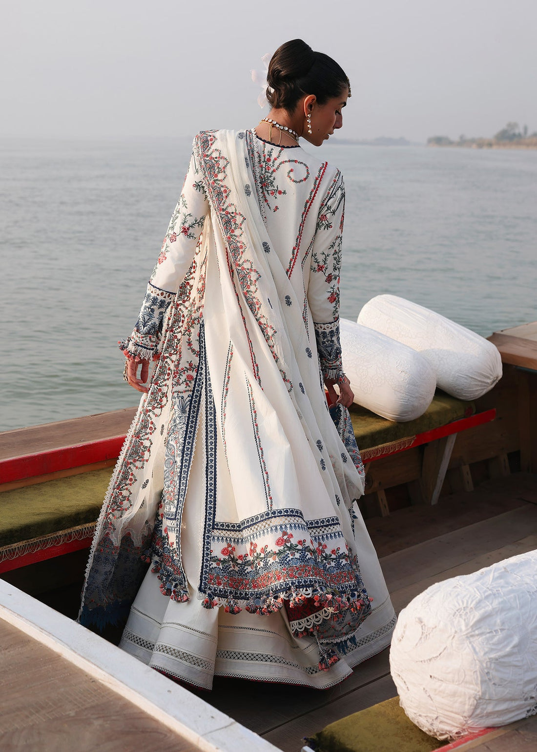 Hussain Rehar | Kalabagh Luxury Lawn 26 | Yuki
