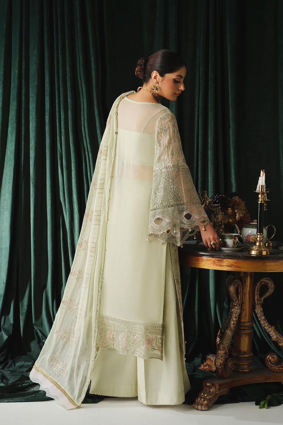 Paras by Pasha | Ayla Luxury Formals | PR103 Regalia