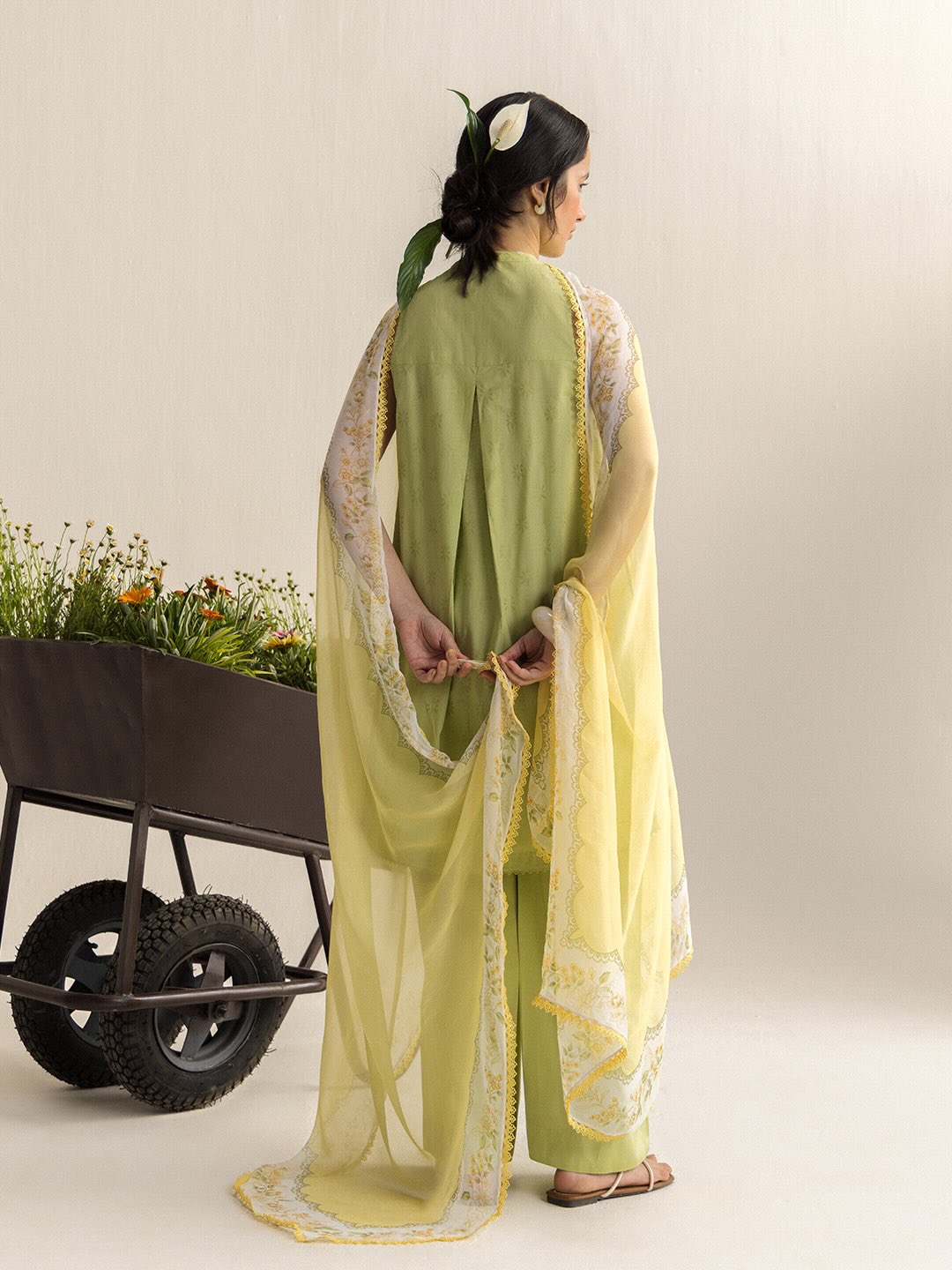 Zara Shahjahan | Coco Lawn 26 | Ines-6B