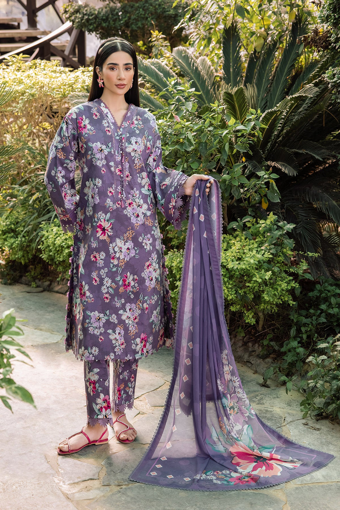 Alizeh | Sheen Lawn Prints 24 | INDIGO - Khanumjan  Pakistani Clothes and Designer Dresses in UK, USA 
