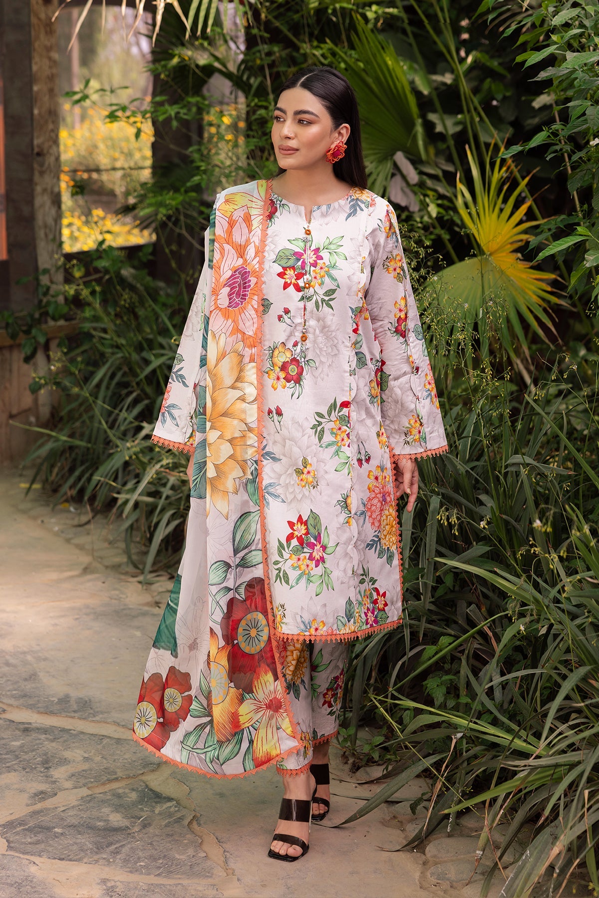 Alizeh | Sheen Lawn Prints 24 | ORCHID - Khanumjan  Pakistani Clothes and Designer Dresses in UK, USA 