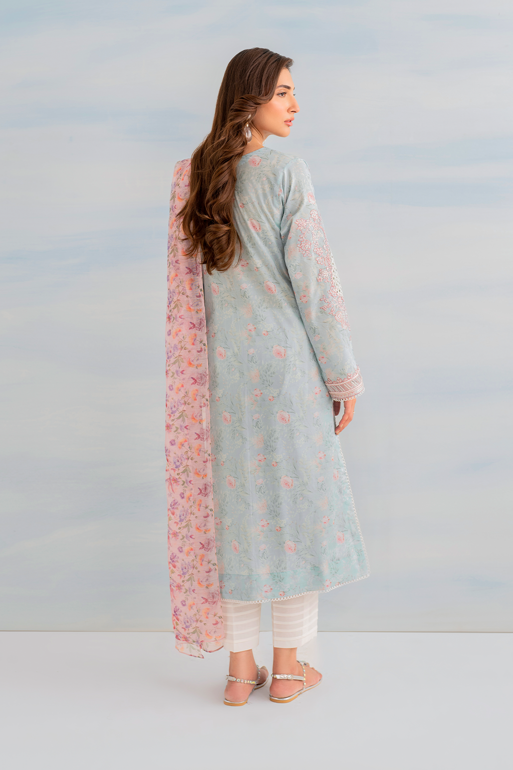 Iznik | Guzel lawn 24 | IGL-01