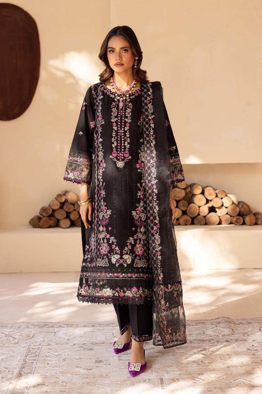 Batik | Cyra Luxury Solids | Black Onyx