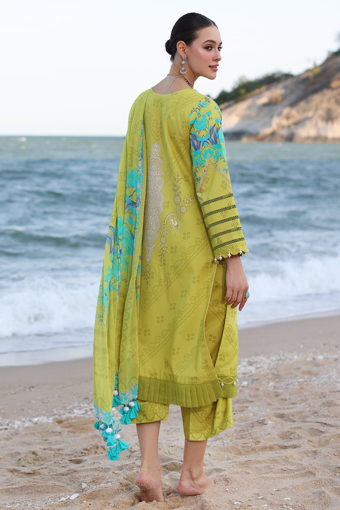 Charizma | C Prints Vol 6 | CP4-48 - Khanumjan  Pakistani Clothes and Designer Dresses in UK, USA 