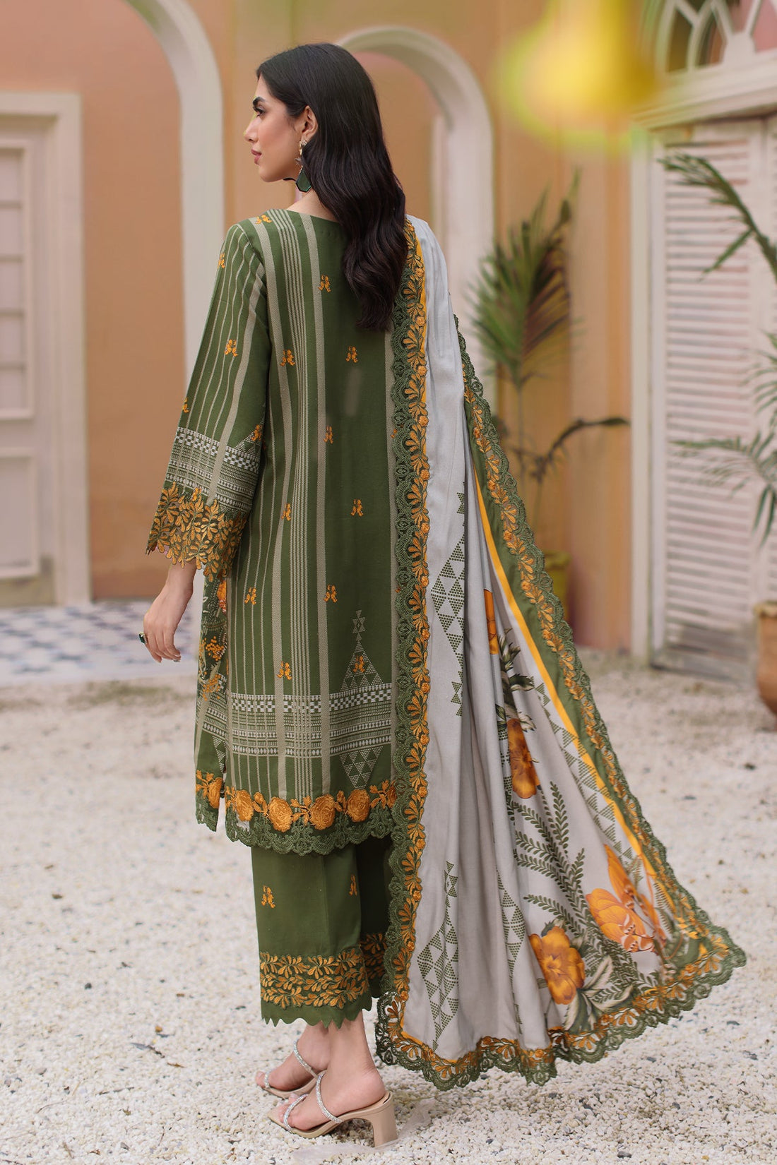 Charizma | Sheen Embroidered Linen Shawl | SHW4-07