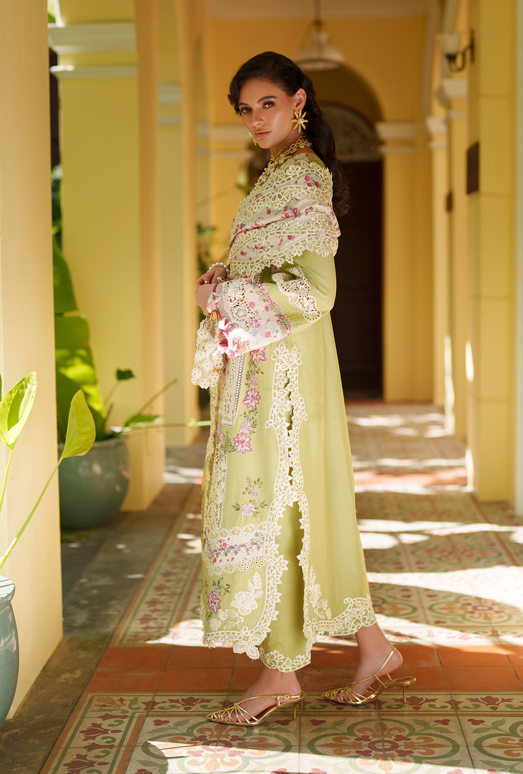 AJR Couture | Evara Luxury Lawn | Alira