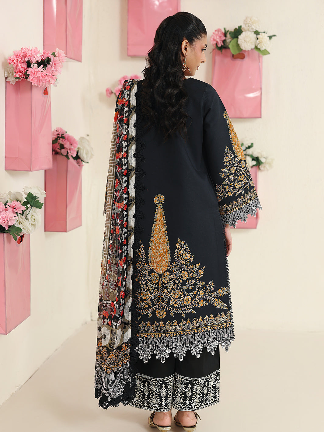 Mahnur | Anaya Lawn | AN-2-05
