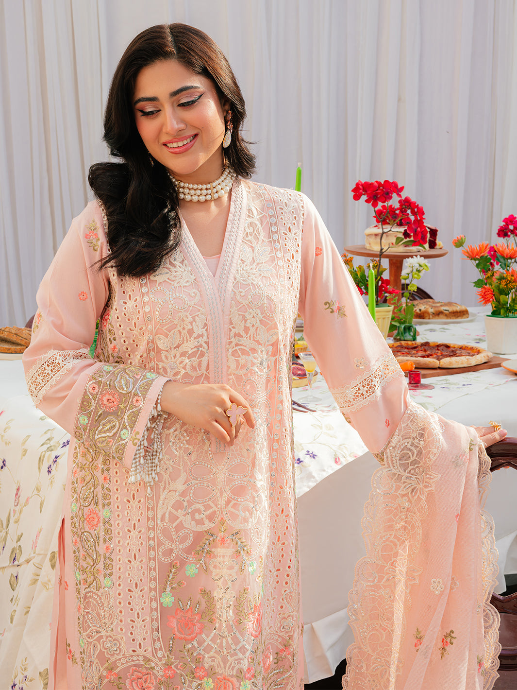 Mahnur | Allenura Luxury Lawn 24 | AZURE - Khanumjan  Pakistani Clothes and Designer Dresses in UK, USA 