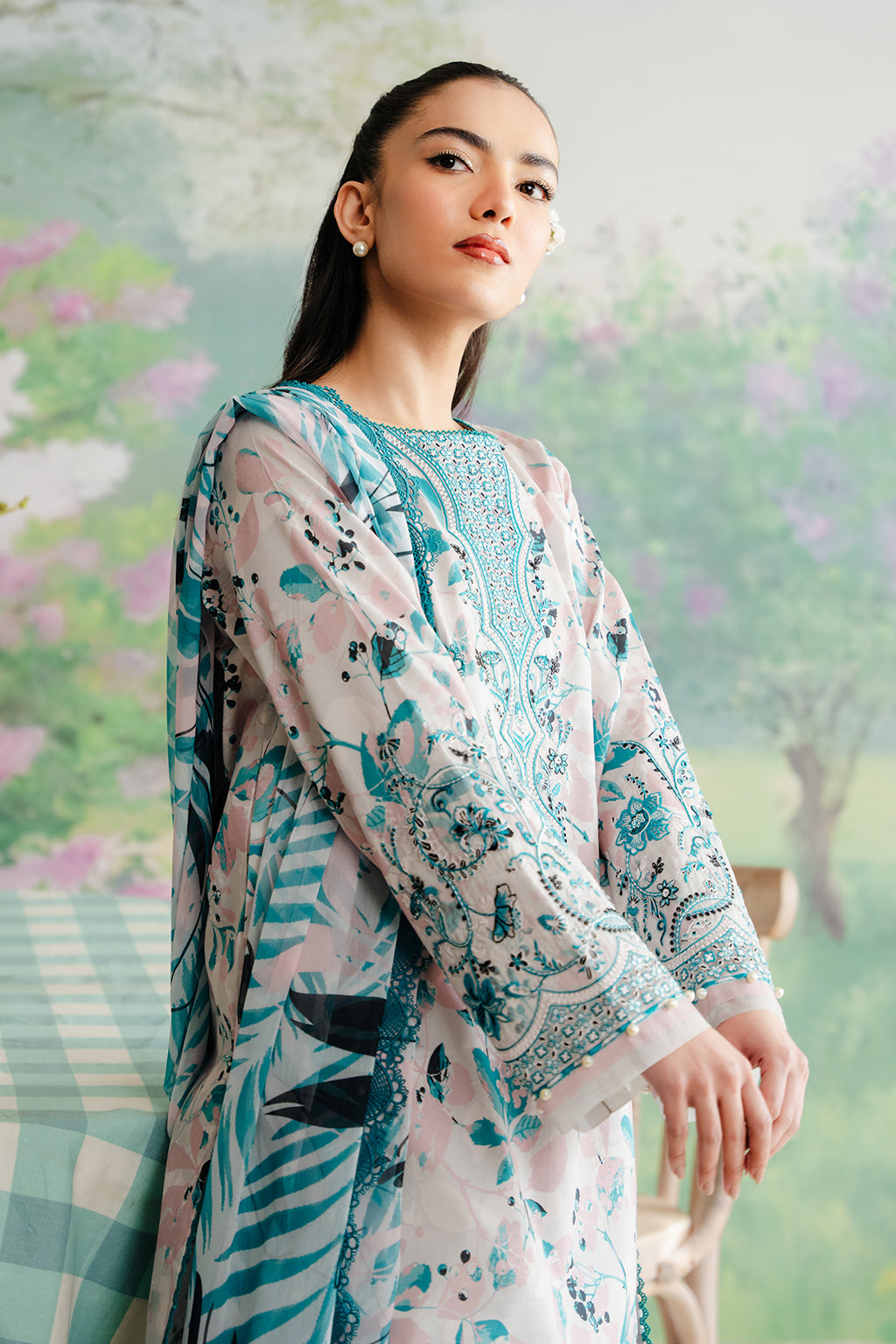 Afrozeh | The Floral Charm | Cashmere - Khanumjan  Pakistani Clothes and Designer Dresses in UK, USA 