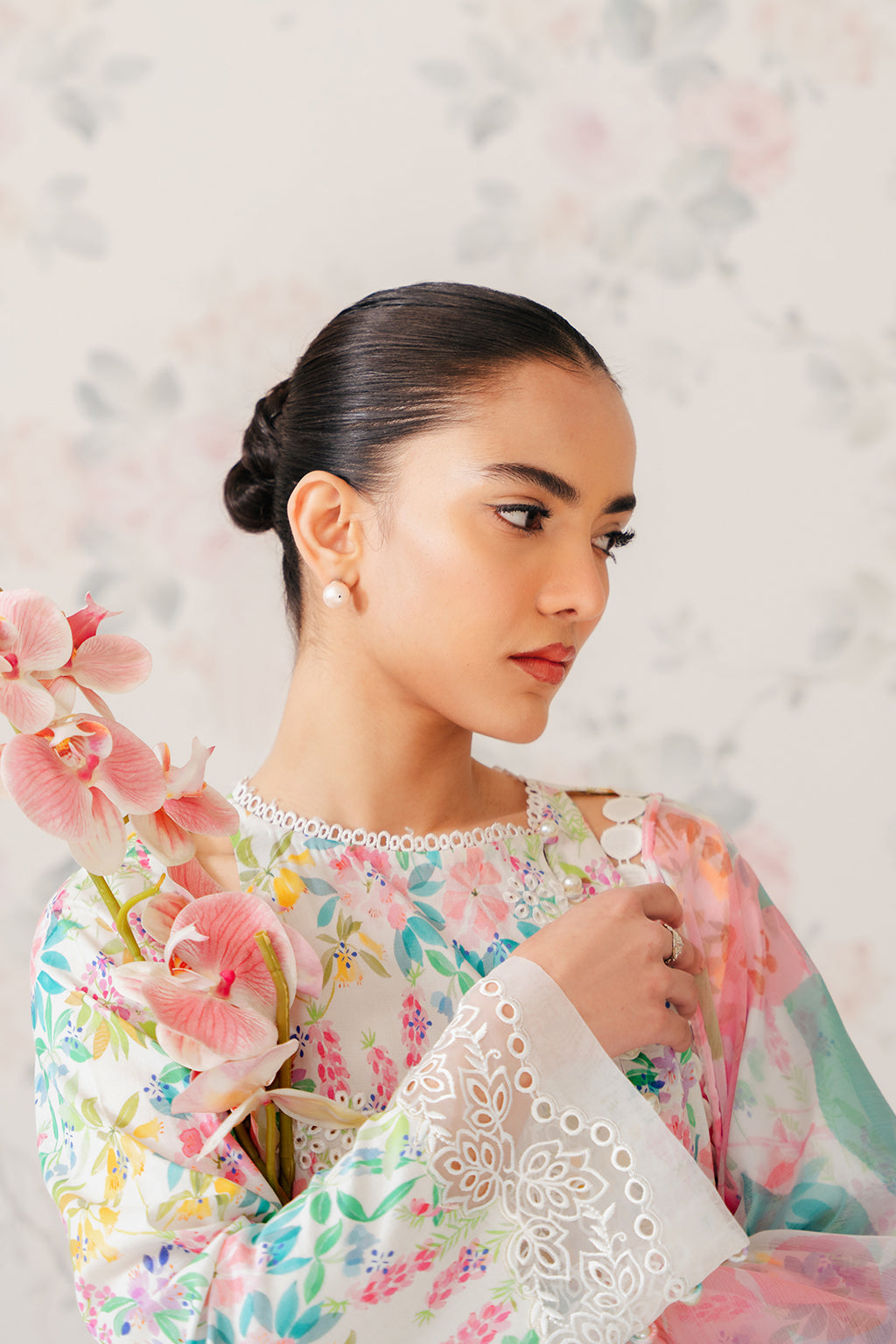 Afrozeh | The Floral Charm | Vanilla - Khanumjan  Pakistani Clothes and Designer Dresses in UK, USA 