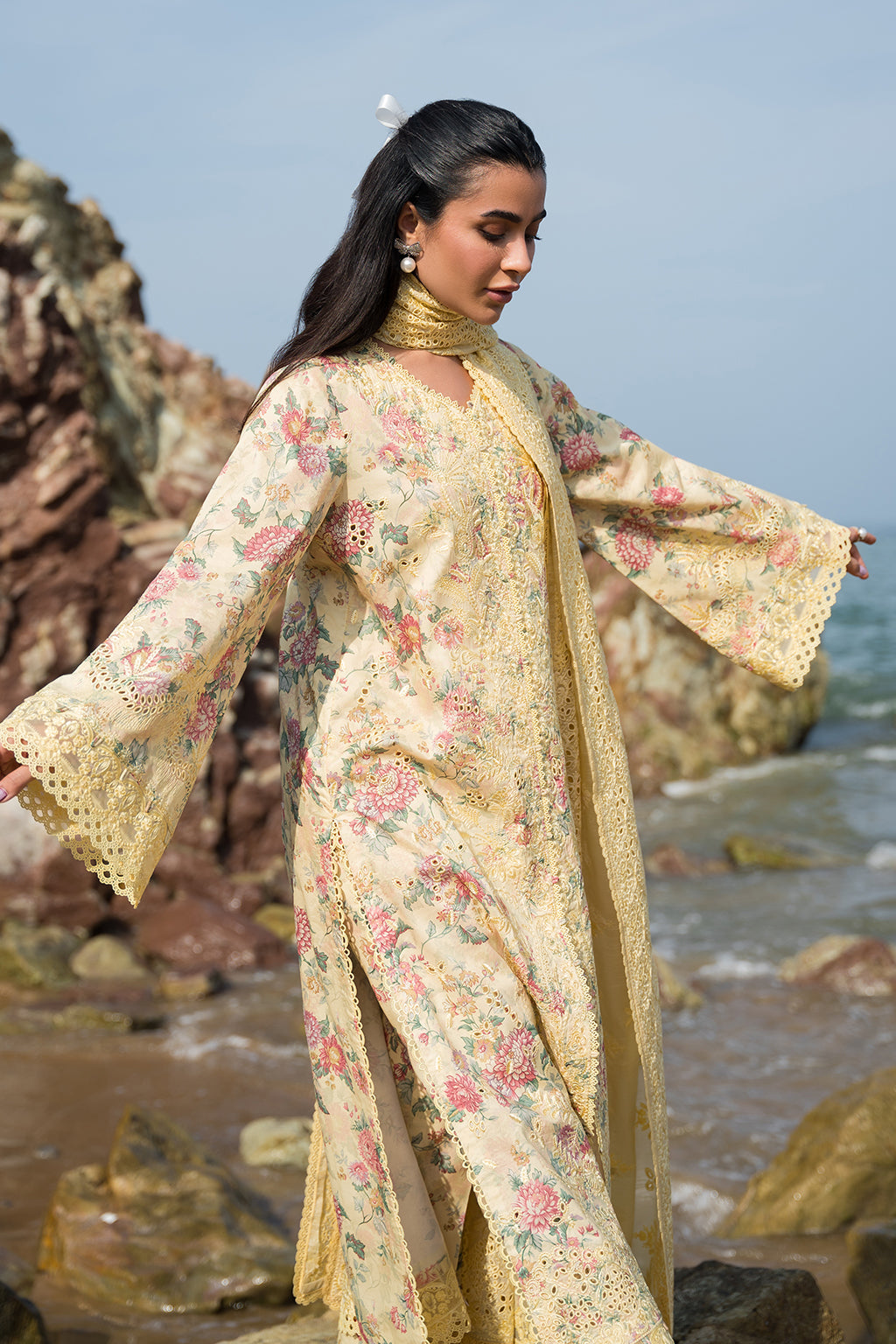 Afrozeh | Summer Together | Aspen - Khanumjan  Pakistani Clothes and Designer Dresses in UK, USA 