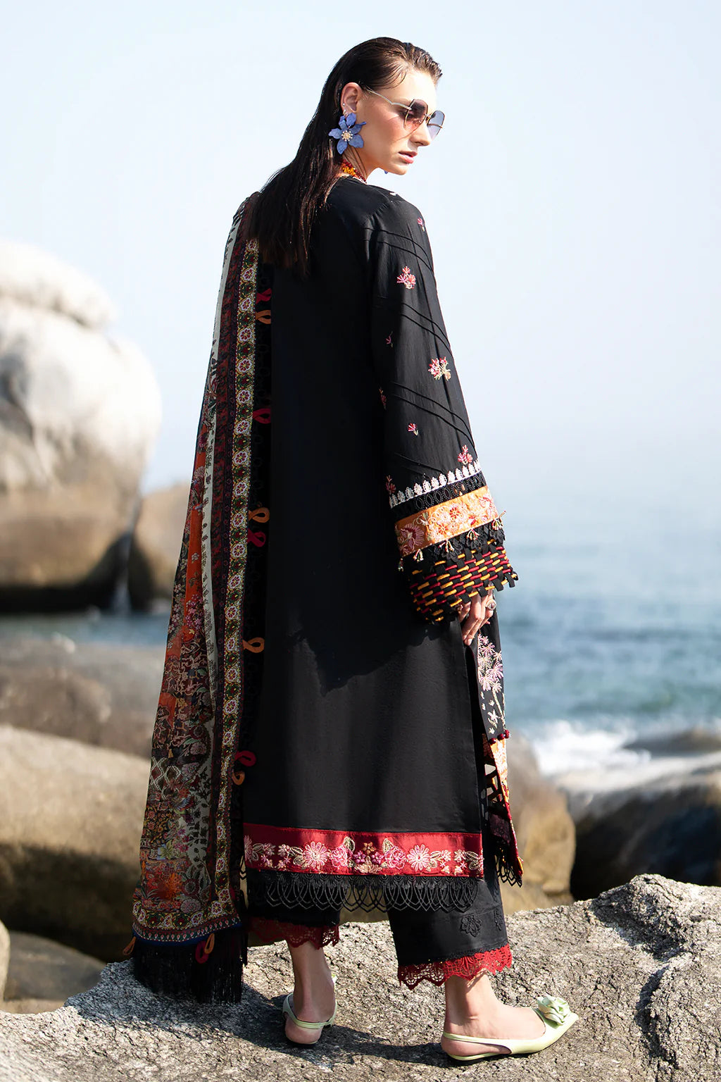 AJR Couture | Alif Signature Luxury Lawn 24 | Noir - Khanumjan  Pakistani Clothes and Designer Dresses in UK, USA 