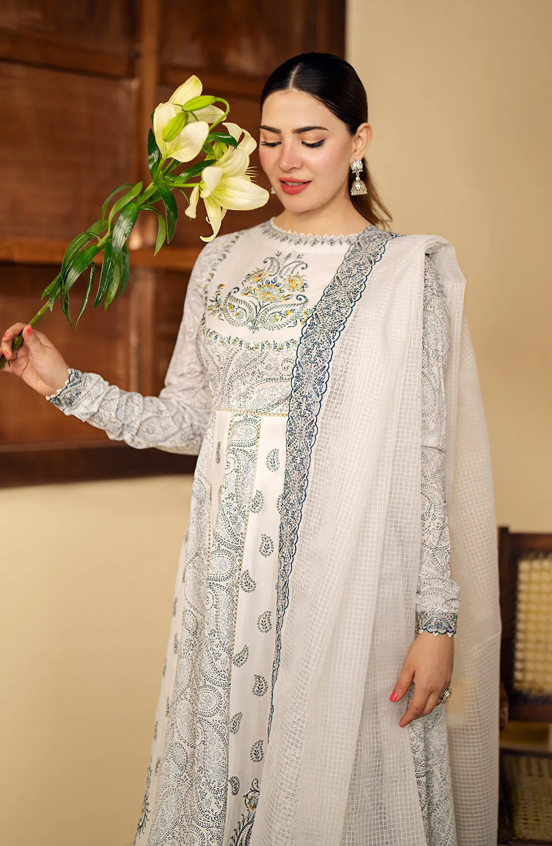 Maryum  N Maria | Eid ul Azha Luxury Lawn | GAMILA - MS24-625 - Khanumjan  Pakistani Clothes and Designer Dresses in UK, USA 