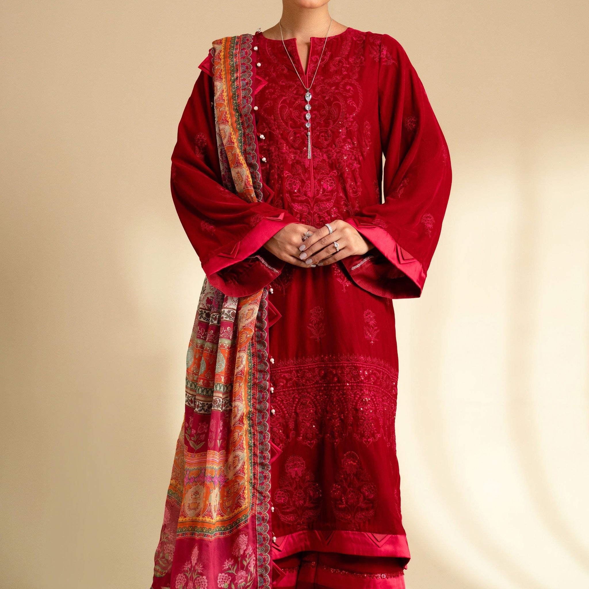 Taana Baana | The Velvet Affair | F0464