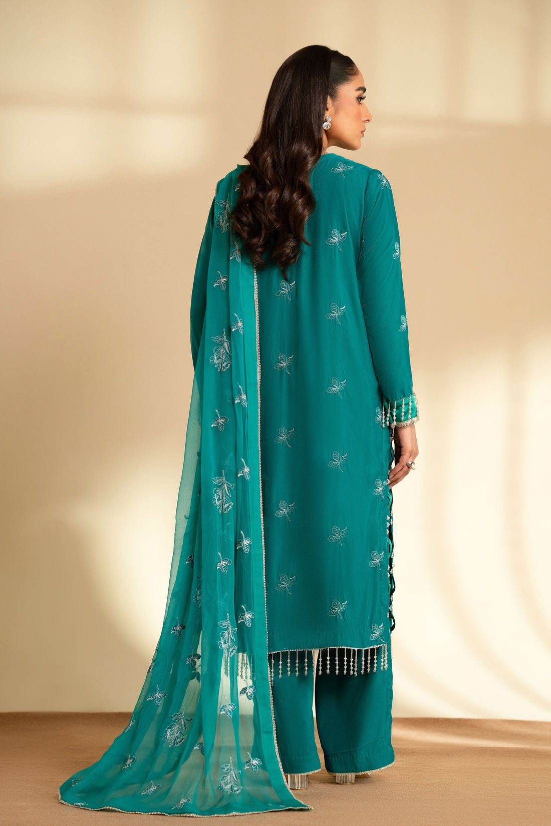 Taana Baana | The Velvet Affair | F0460