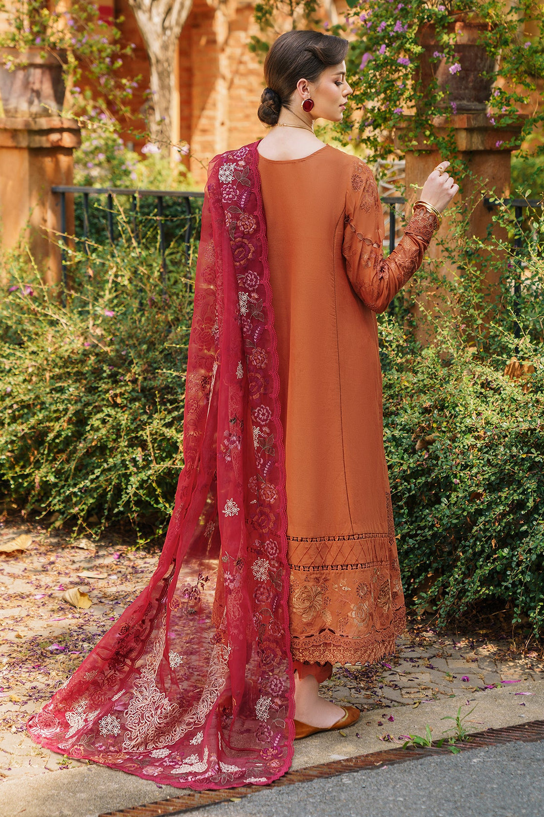 Baroque | Swiss Lawn 24 | SL12-D08 - Khanumjan  Pakistani Clothes and Designer Dresses in UK, USA 