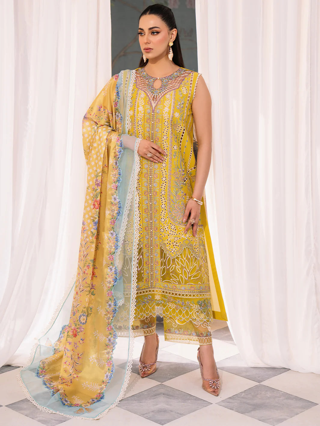 Bin Ilyas | La Hira Spring Summer 24 | 201 - A - Khanumjan  Pakistani Clothes and Designer Dresses in UK, USA 