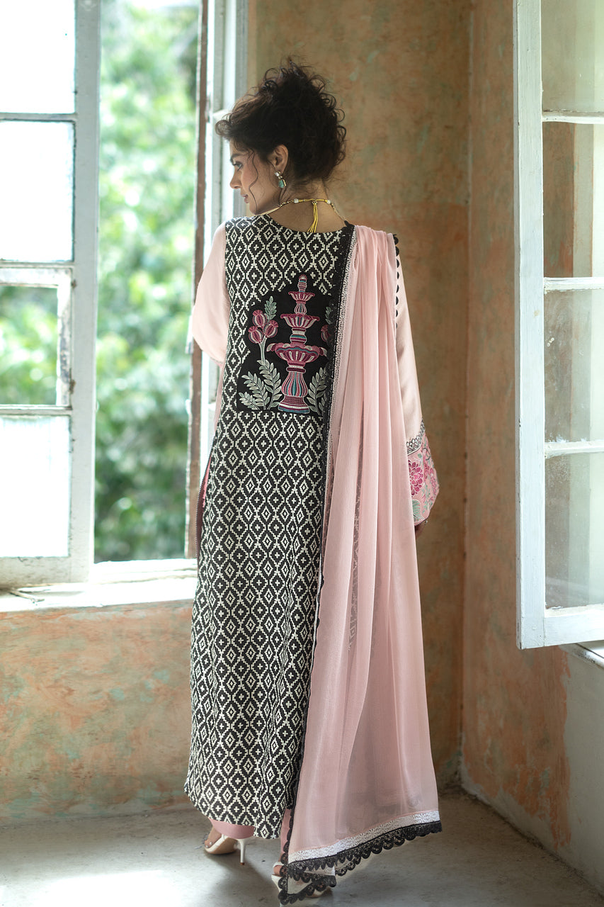 Zainab Chottani | Summer Edition 26 | Blush Serenade Long Shirt