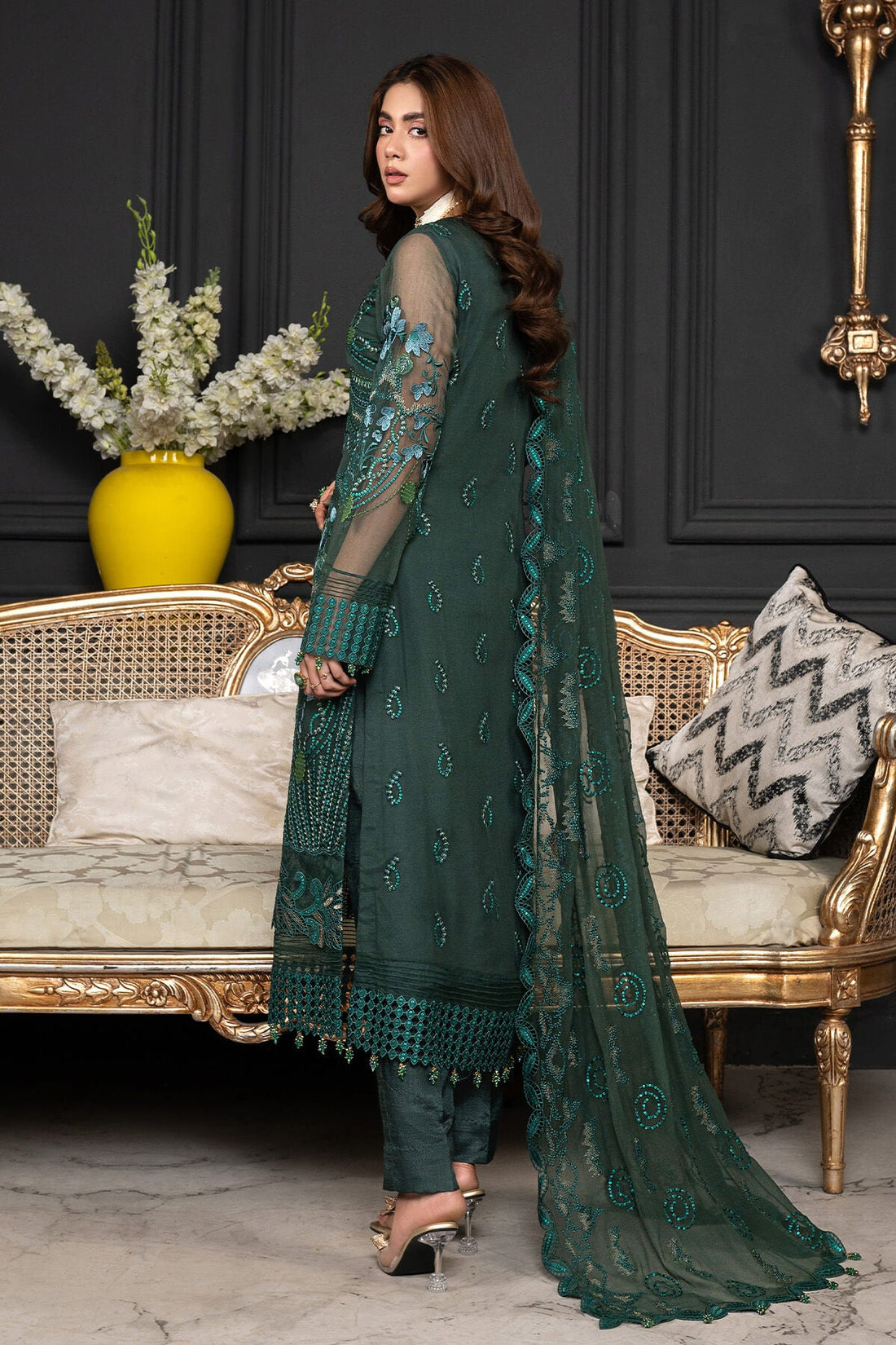 Janique | Luxury Collection 24 | D-012 Emerald