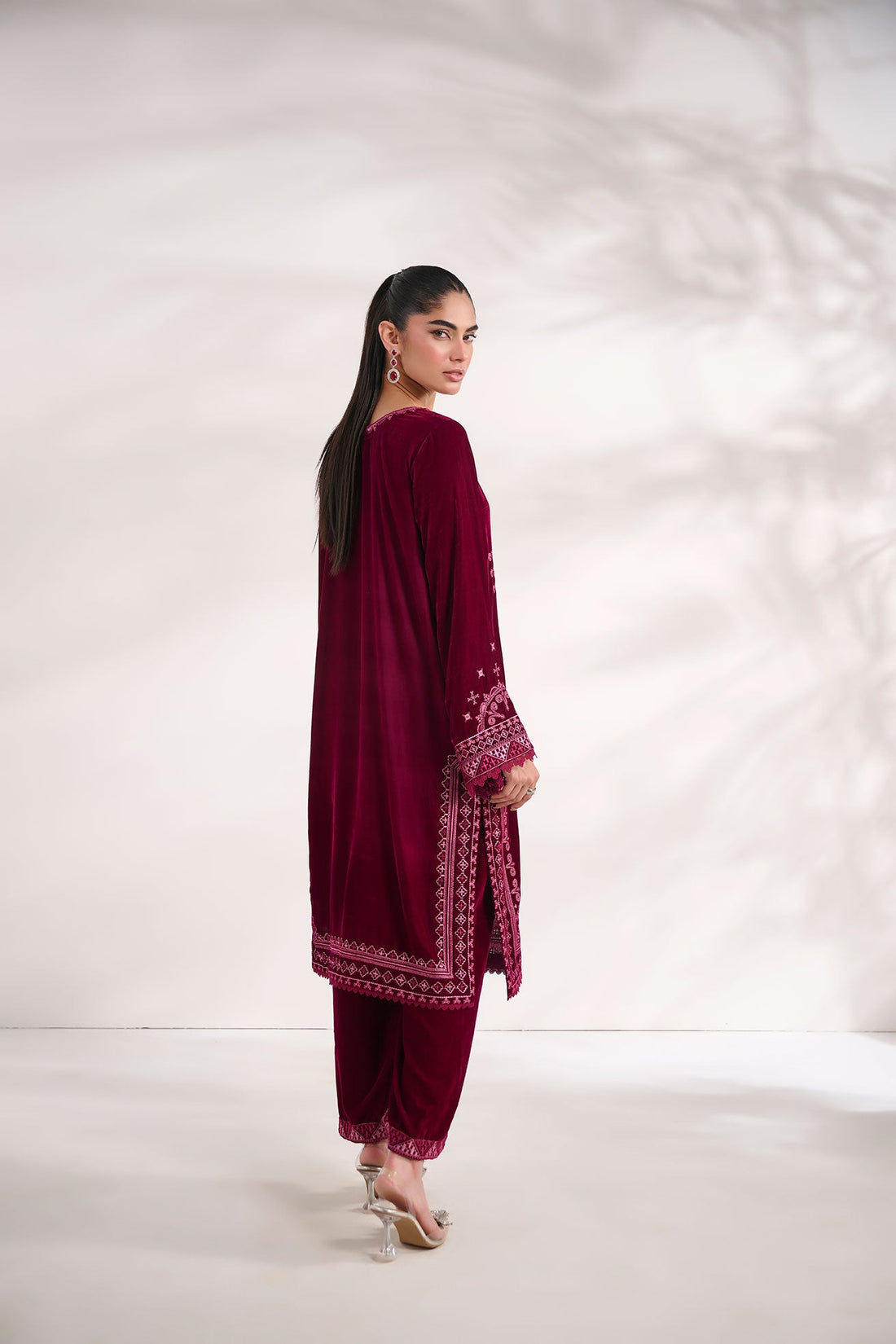 Dhanak | Velvet Edit | FW24DA-2618 PLUM