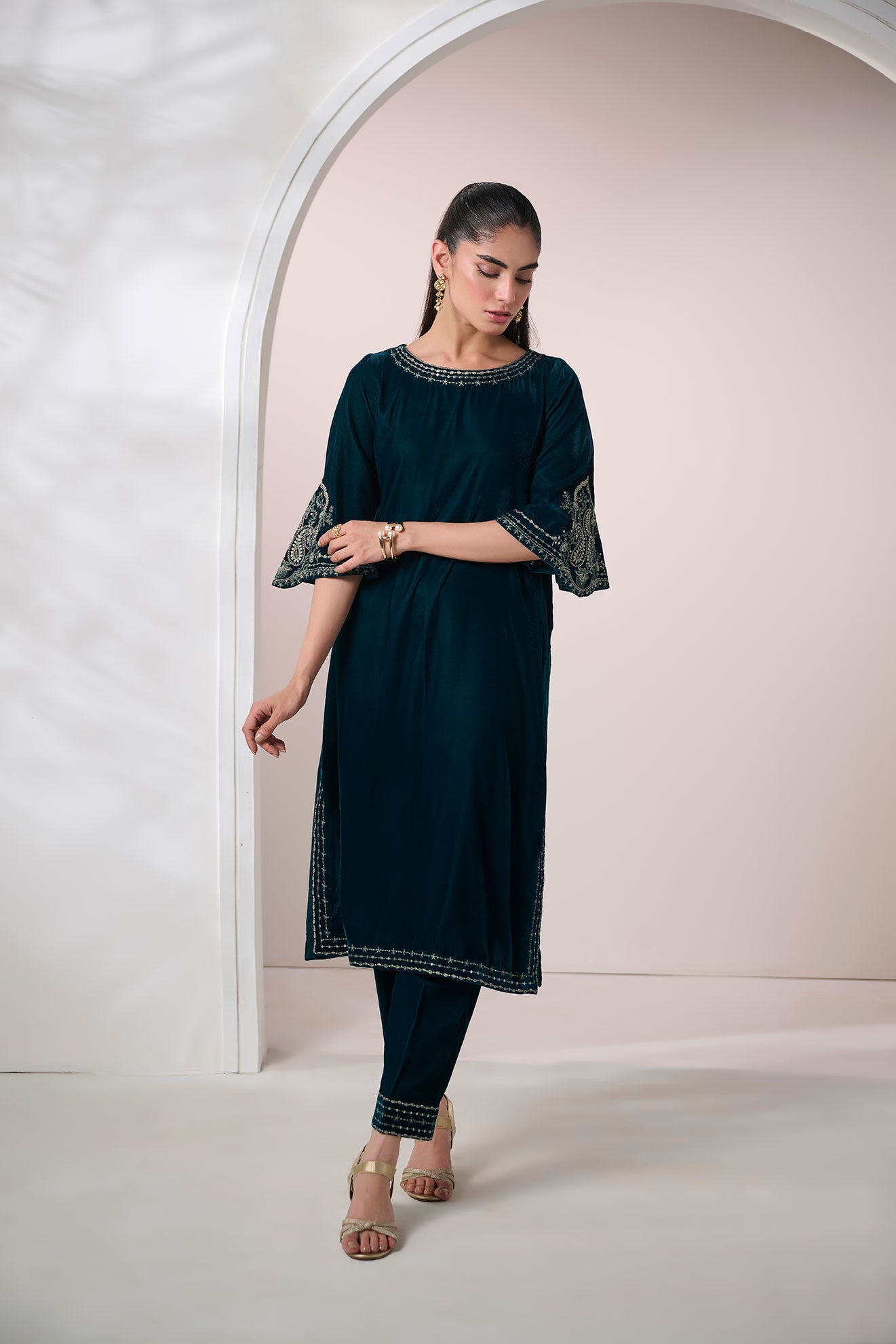 Dhanak | Velvet Edit | FW24DA-2629 DARK GREEN