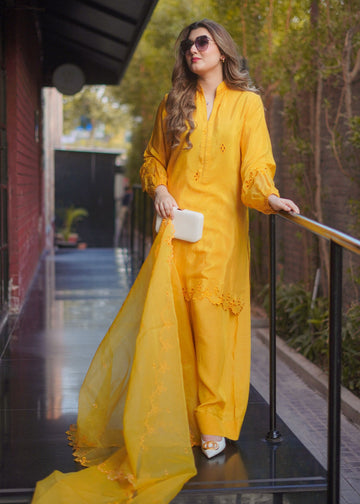 Fozia Khalid | Silk Spire | MARIGOLD