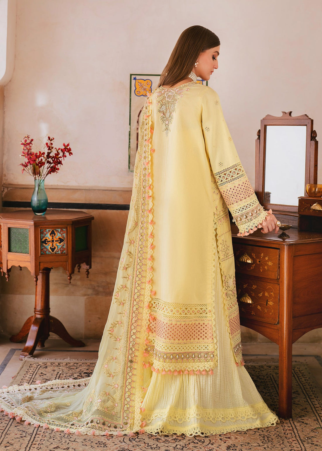 Akbaraslam | Hayat Luxury Lawn 24 | CAVIAR - Khanumjan  Pakistani Clothes and Designer Dresses in UK, USA 