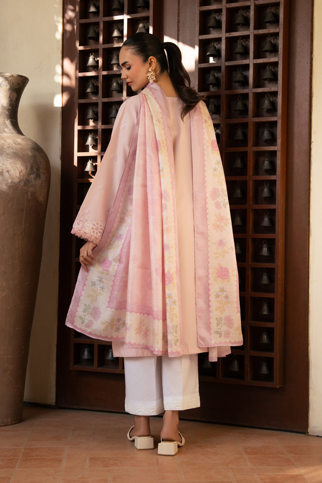 Xenia Formals | Namah Lawn 26 | EDRA
