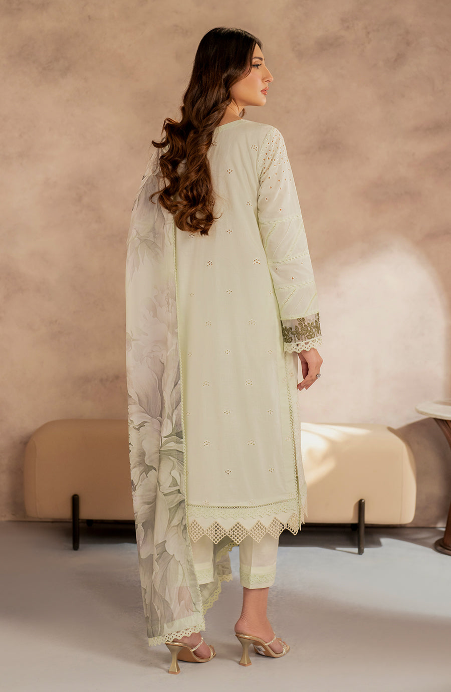 Zarif | Summer Lawn 25 |  UNST-LWN-08 ROOHAL