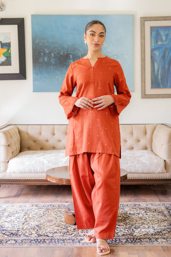 Sahar | Pre Essential Emb Edit | Mandarin Mist