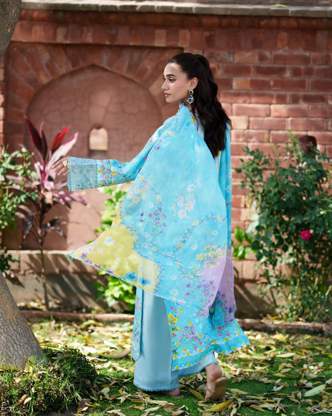Neeshay | Summer Lines | CELESTIA