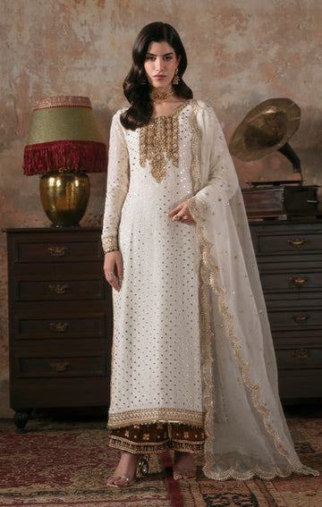 Maya | Viola Luxe Velvet 25 | ALANNA