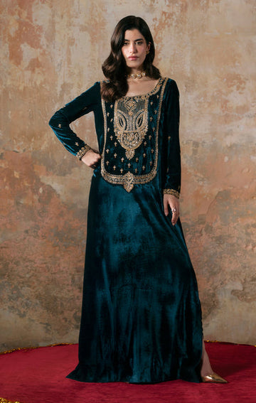 Maya | Viola Luxe Velvet 25 | ISLA