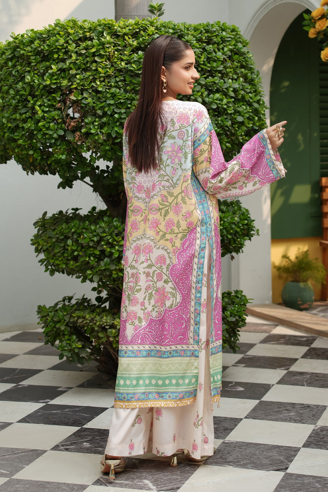 Maryams | Lawn Edit 26 | Lily