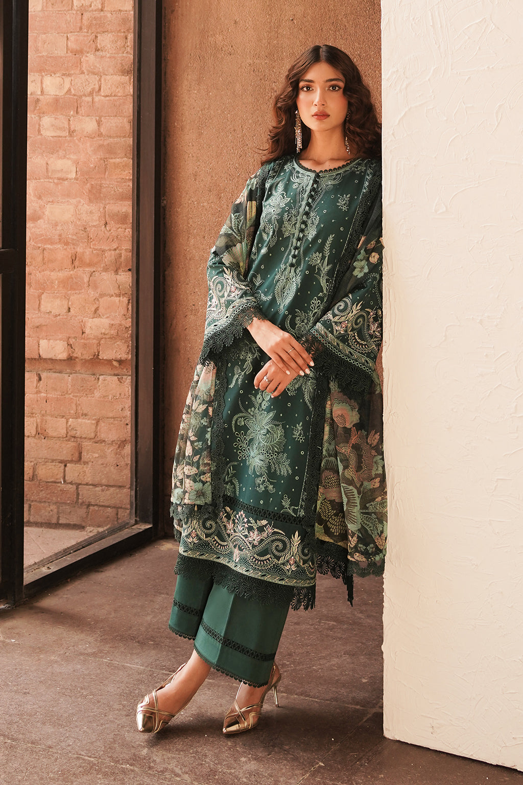 Afrozeh | Chikankari Lawn 24 | Viridian - Khanumjan  Pakistani Clothes and Designer Dresses in UK, USA 