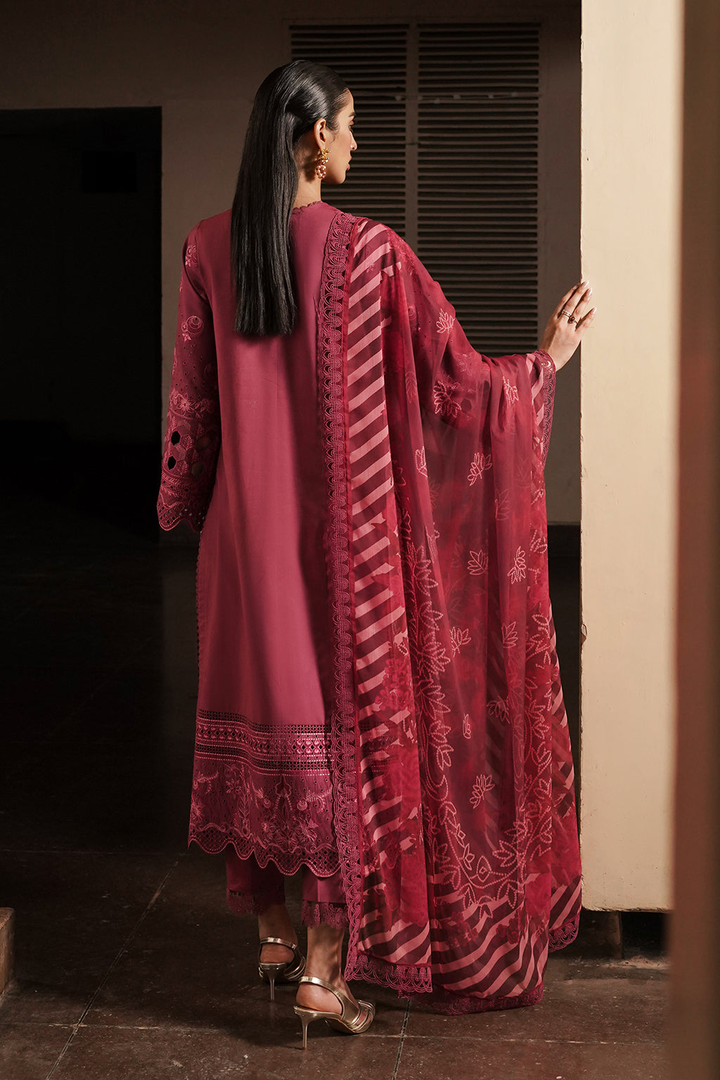 Afrozeh | Chikankari Lawn 24 | Cordovan