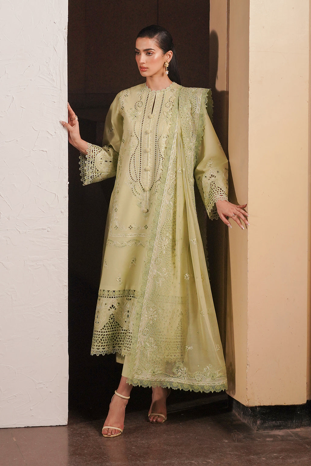 Afrozeh | Chikankari Lawn 24 | Kelly - Khanumjan  Pakistani Clothes and Designer Dresses in UK, USA 