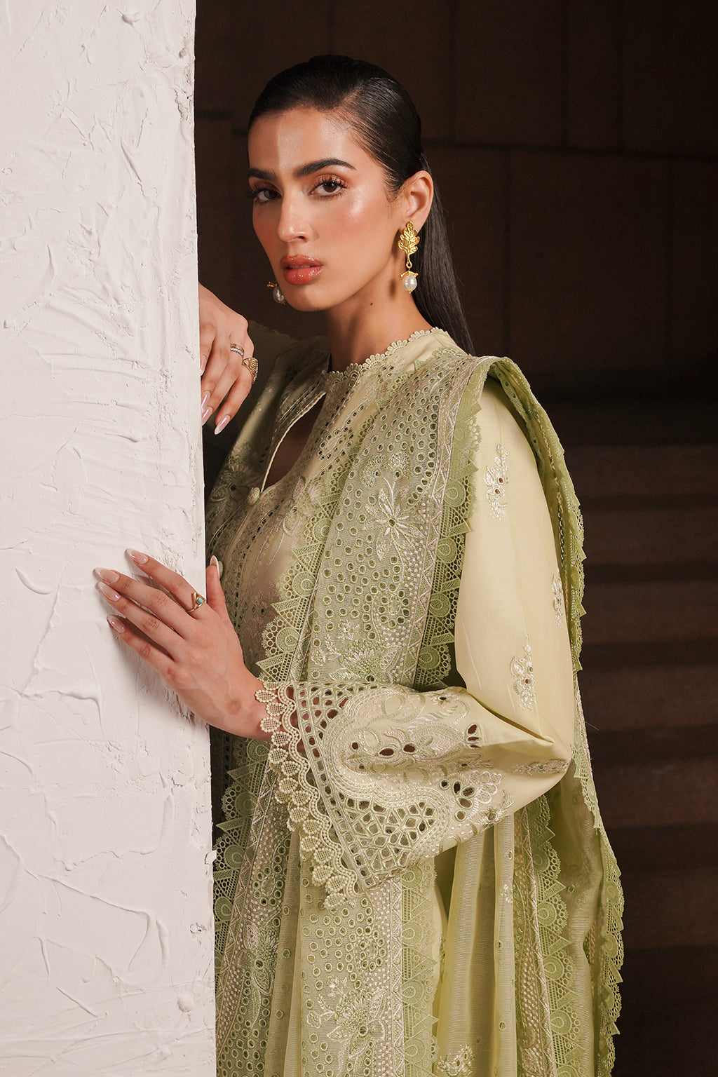 Afrozeh | Chikankari Lawn 24 | Kelly - Khanumjan  Pakistani Clothes and Designer Dresses in UK, USA 