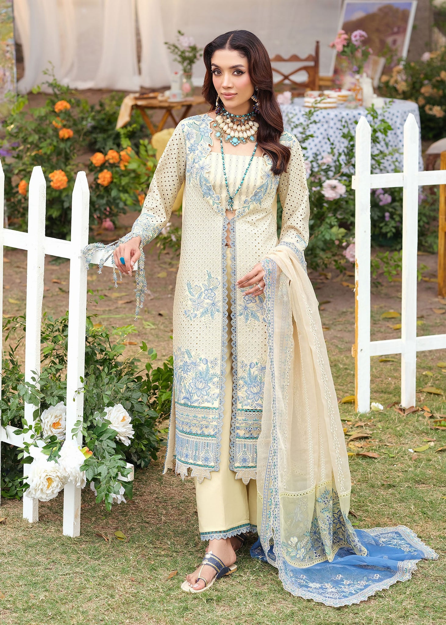 Zarizaa | Echelon Lawn | LAGOON