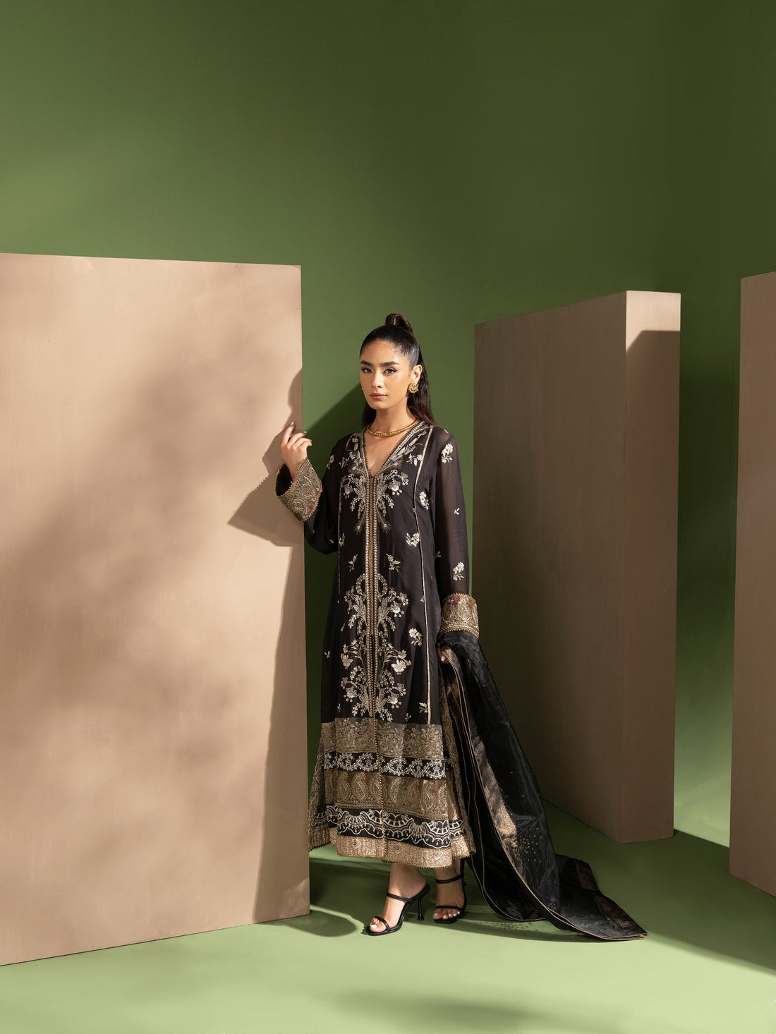 Laj | Mehtab Luxury Wear | GHARA