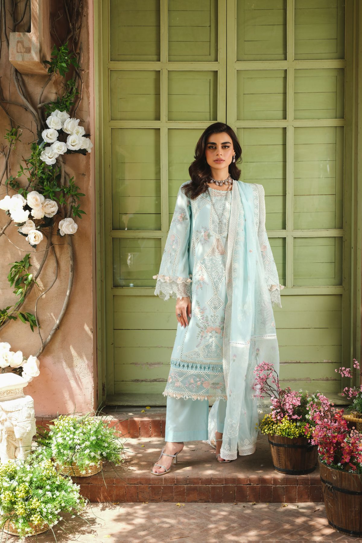 Paras by Pasha | La Gardenia |  PR2: Bluebell