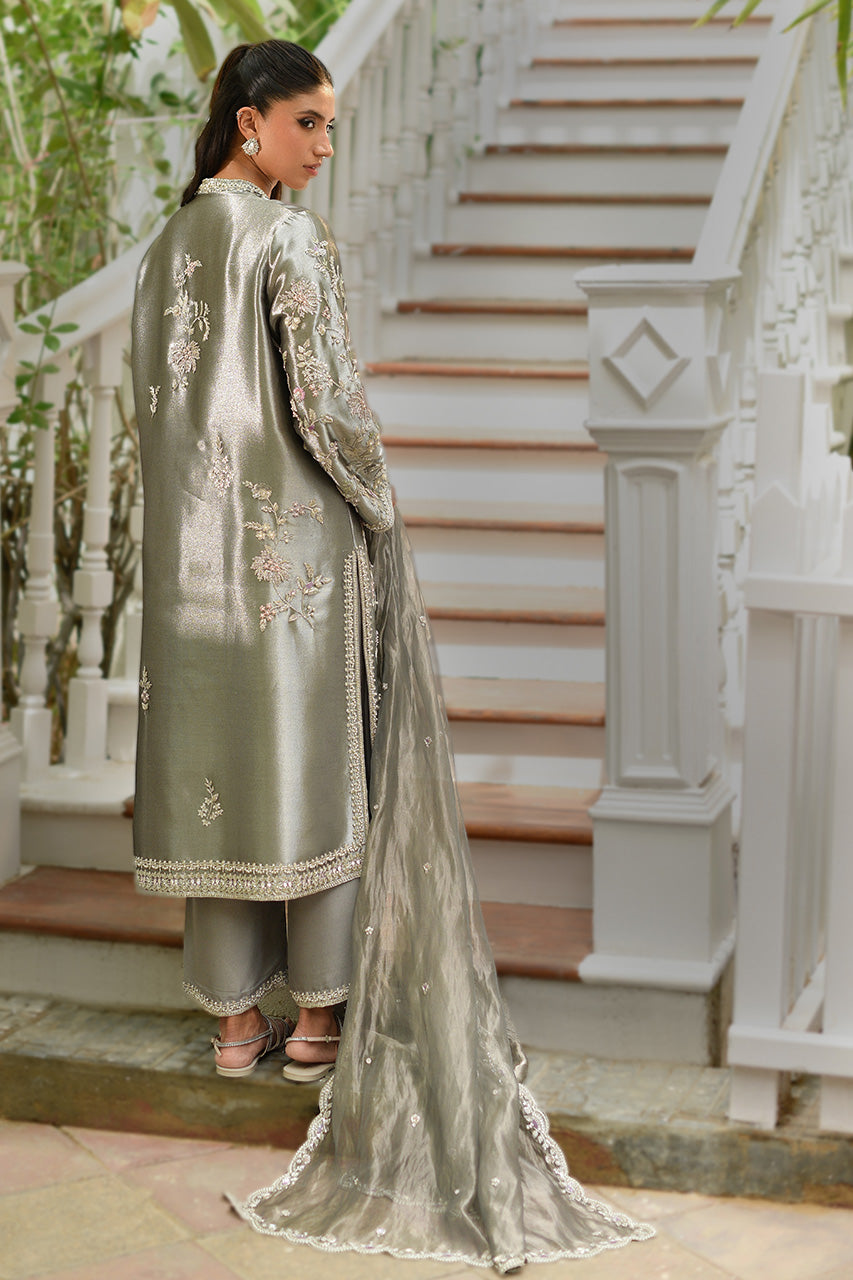 Sania Maskatiya | Fall Festive Shimmer | Gaia