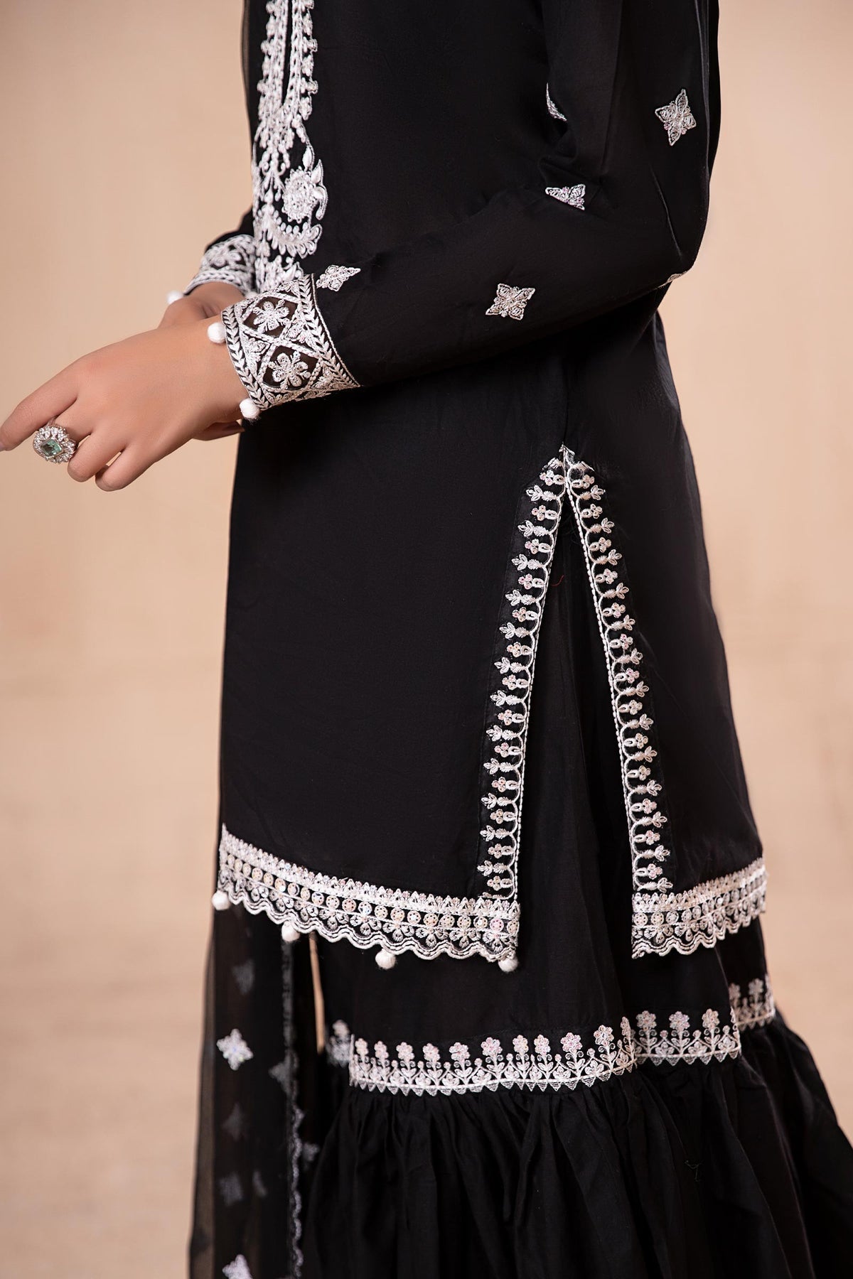 Maria B | Casual Pret 2024 | DW-EA24-06 - Khanumjan  Pakistani Clothes and Designer Dresses in UK, USA 