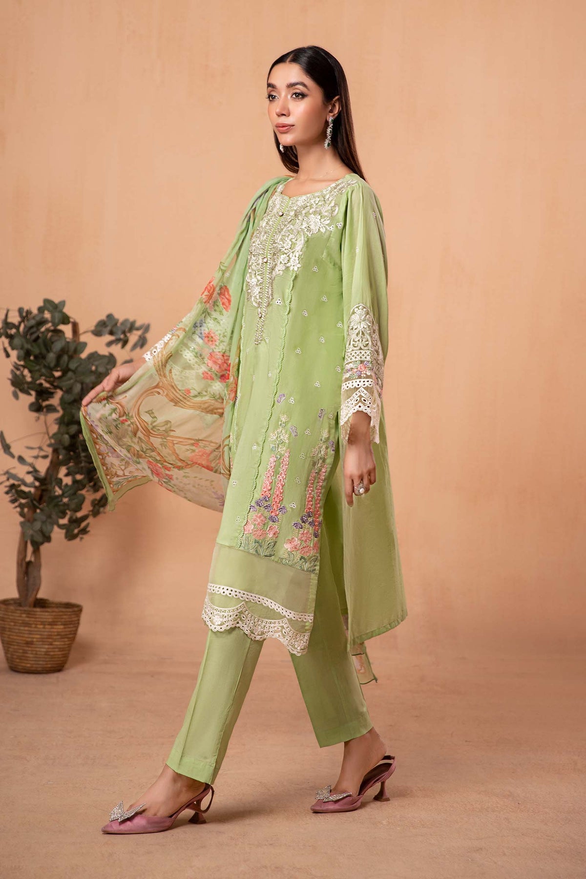 Maria B | Casual Pret 2024 | DW-EA24-37 - Khanumjan  Pakistani Clothes and Designer Dresses in UK, USA 