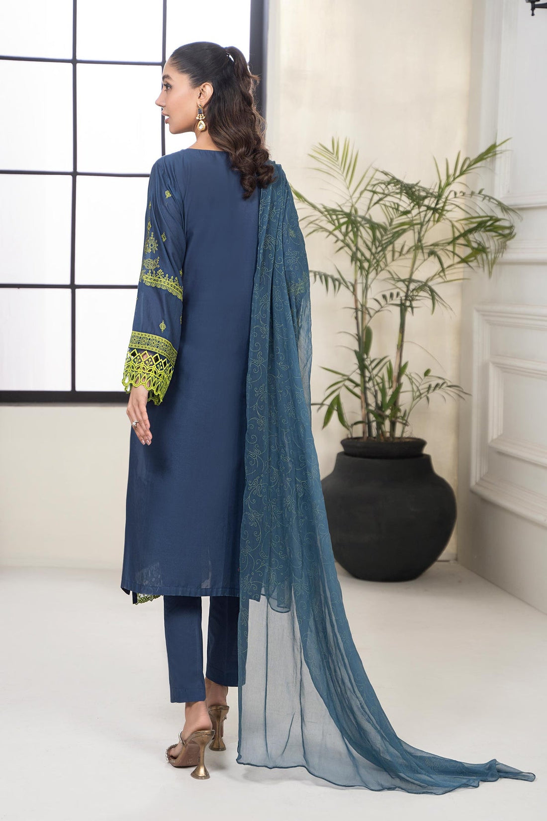 Maria B | Casual Pret 2024 | DW-EF24-103 - Khanumjan  Pakistani Clothes and Designer Dresses in UK, USA 