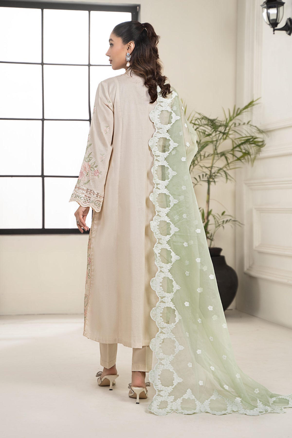 Maria B | Casual Pret 2024 | DW-EF24-33 - Khanumjan  Pakistani Clothes and Designer Dresses in UK, USA 